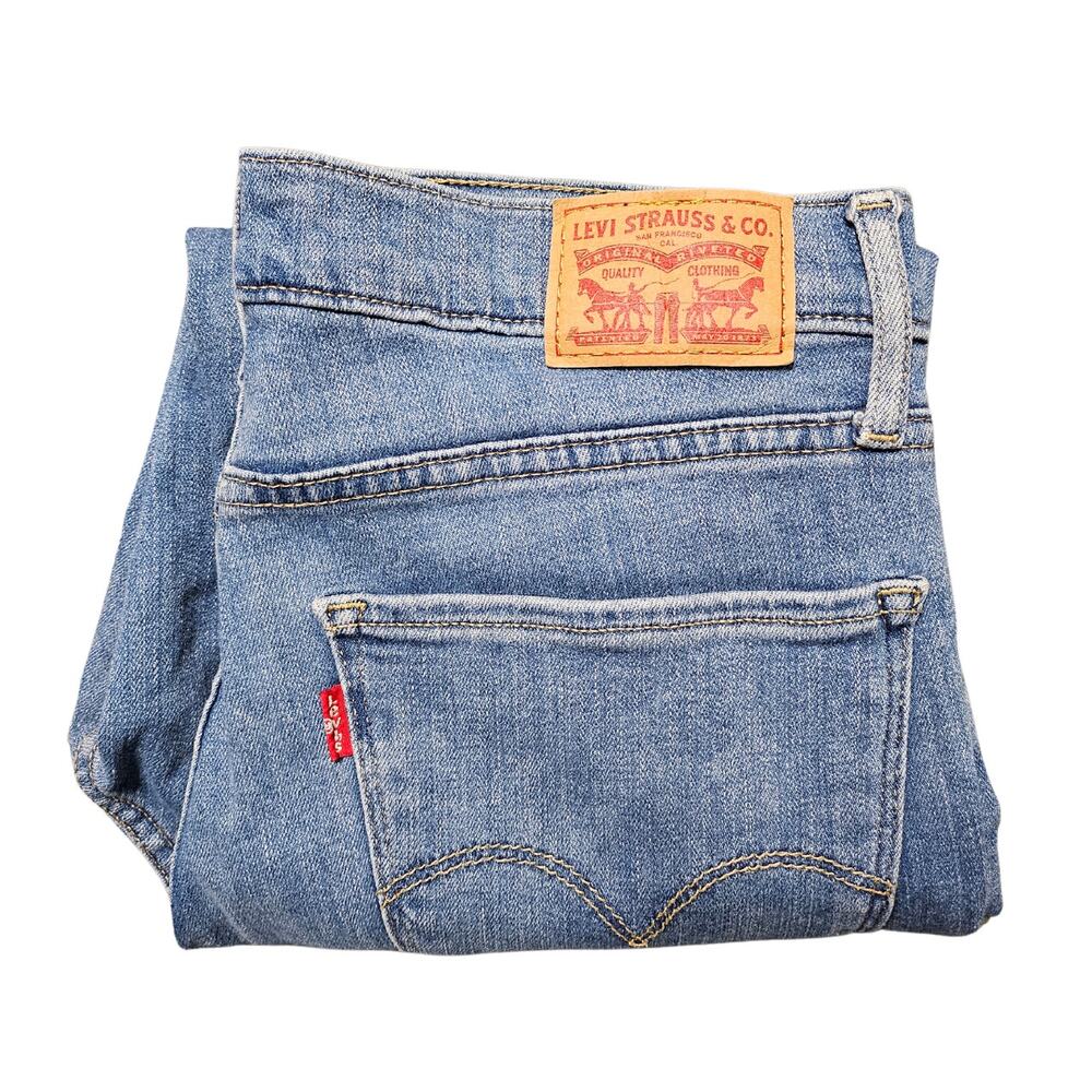 Levi's 724 High Rise Straight Crop Jeans